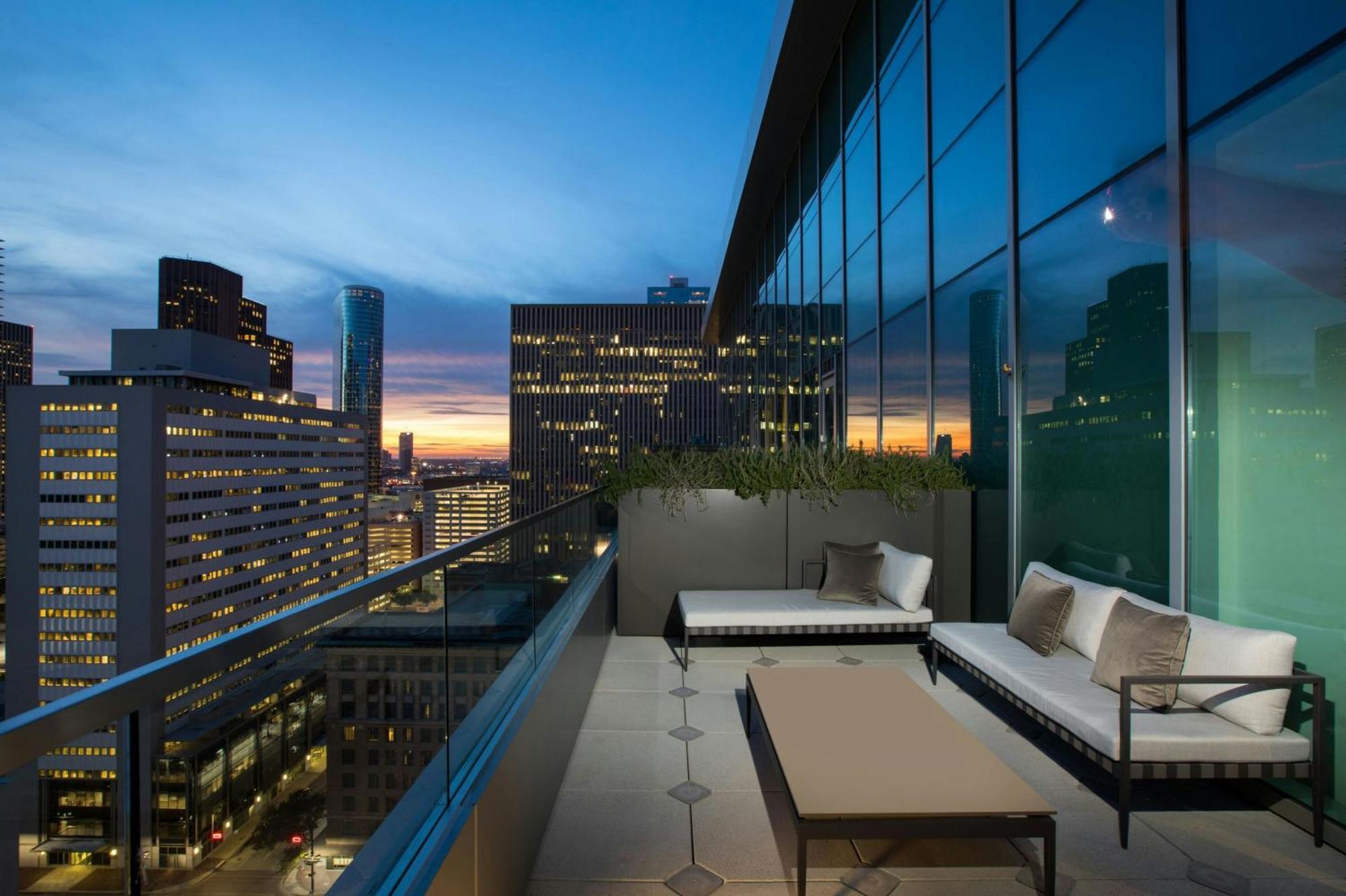 The Laura Hotel, Downtown, Autograph Collection Hotel
